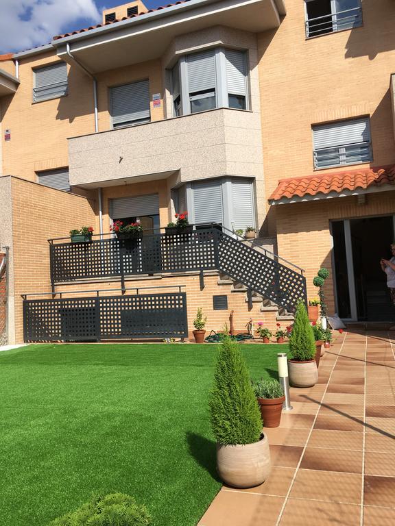 ホテル Casa Nordia ヘタフェ エクステリア 写真